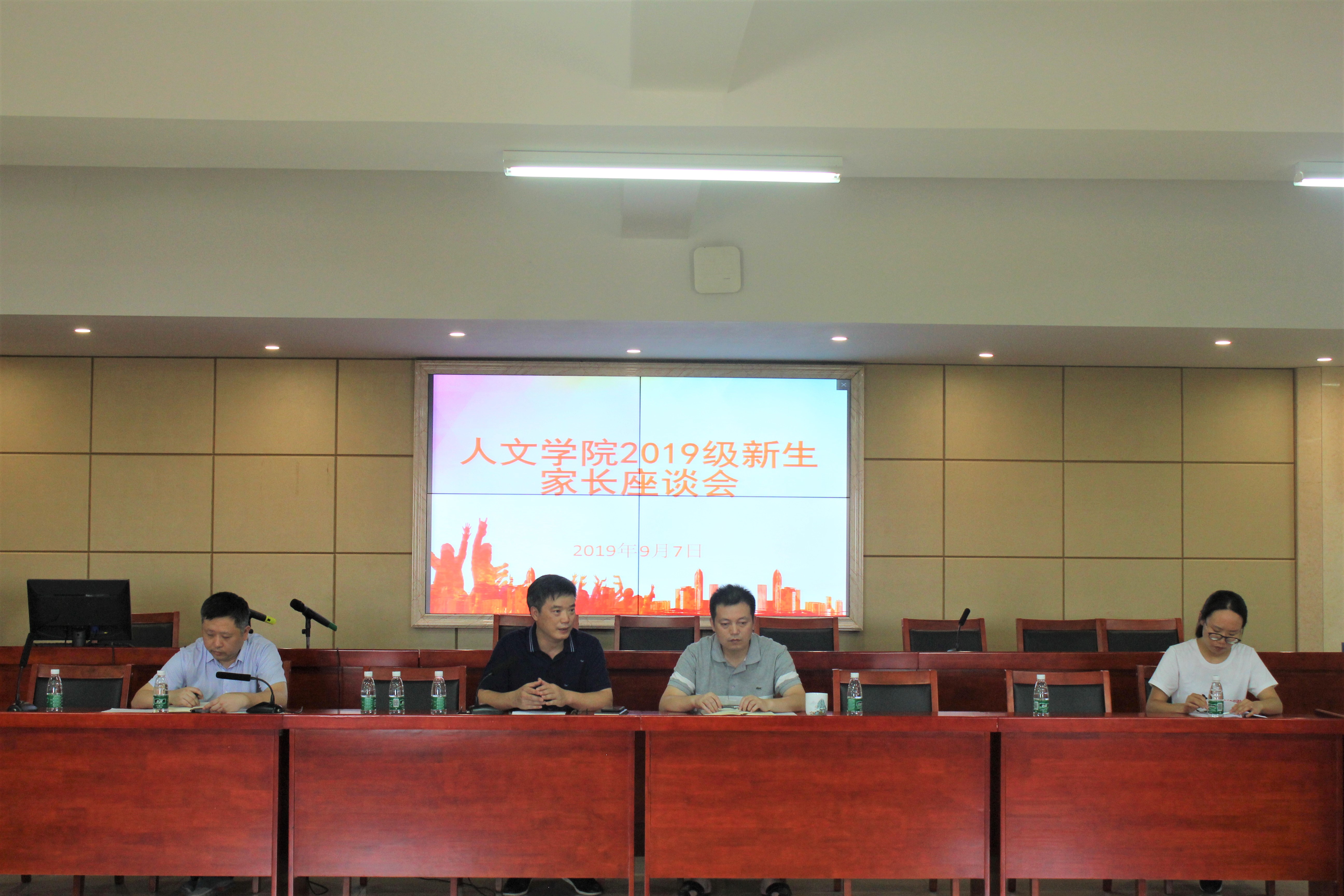 f35d845197c64a08ad2c9d8ba41c20db.jpg f35d845197c64a08ad2c9d8ba41c20db.jpg