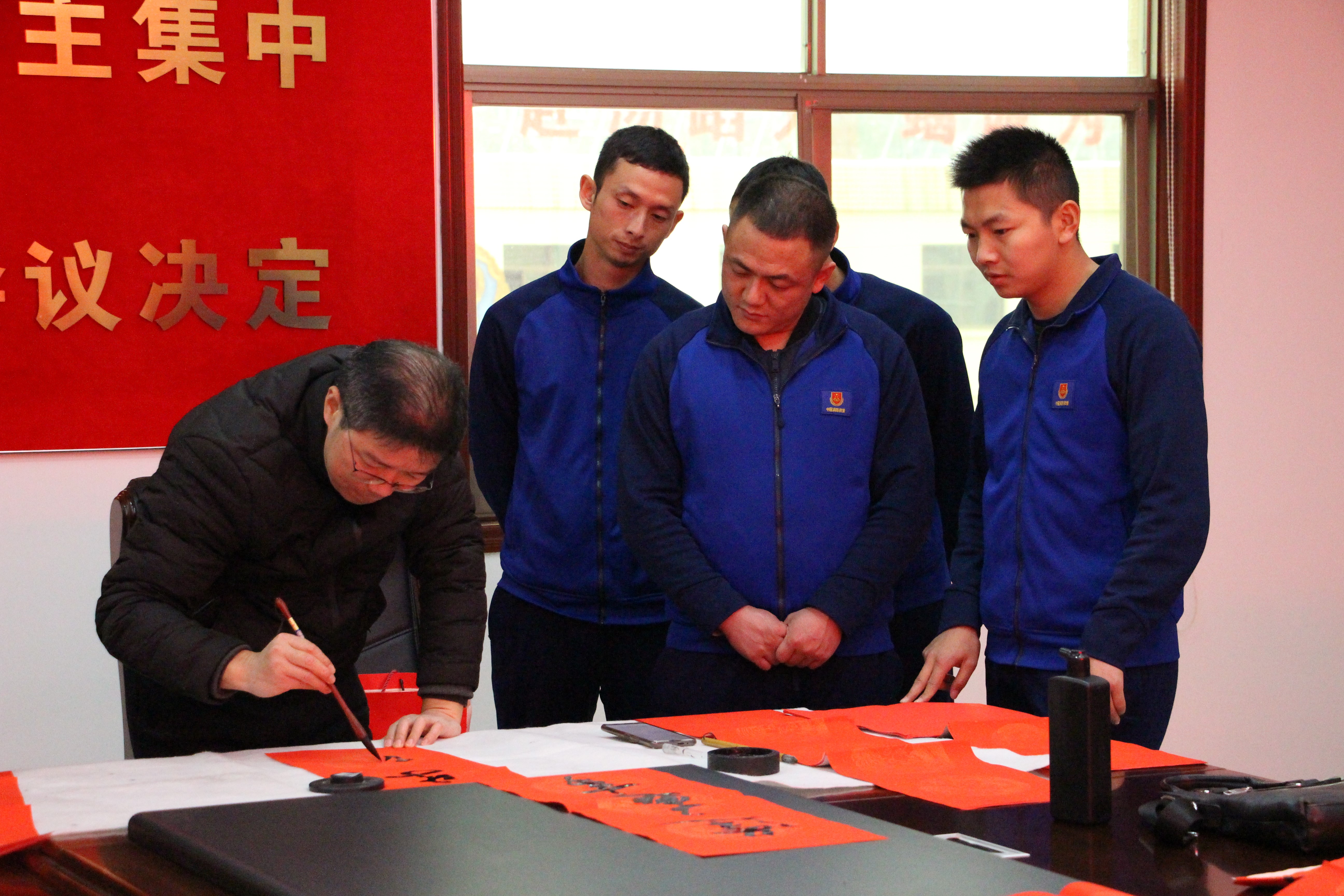 04370b12f47e4b01b758b56ba5b4cc57.jpg 04370b12f47e4b01b758b56ba5b4cc57.jpg