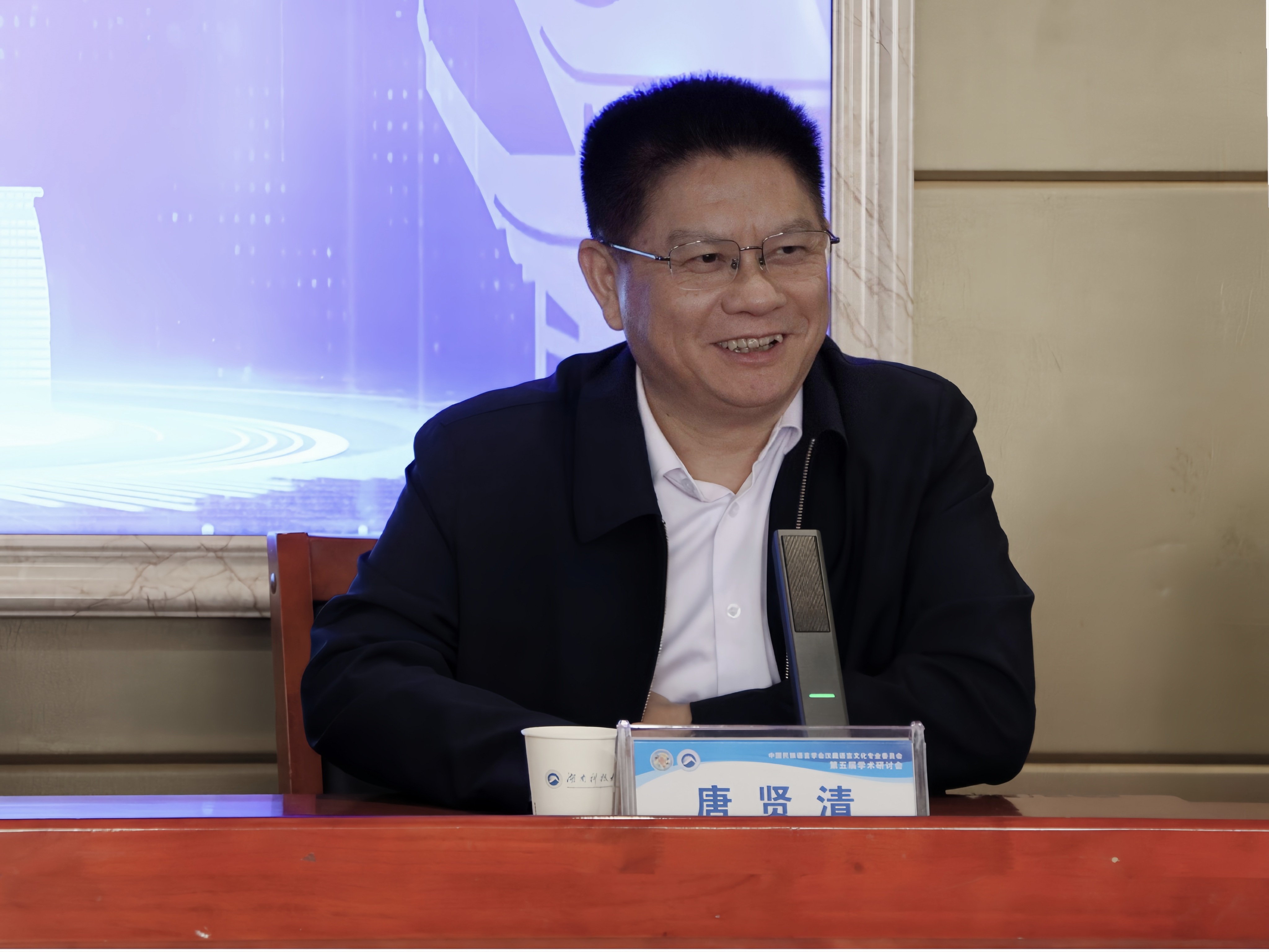 79c1b40a5a4043d686ad67bb32db3580.jpg 79c1b40a5a4043d686ad67bb32db3580.jpg